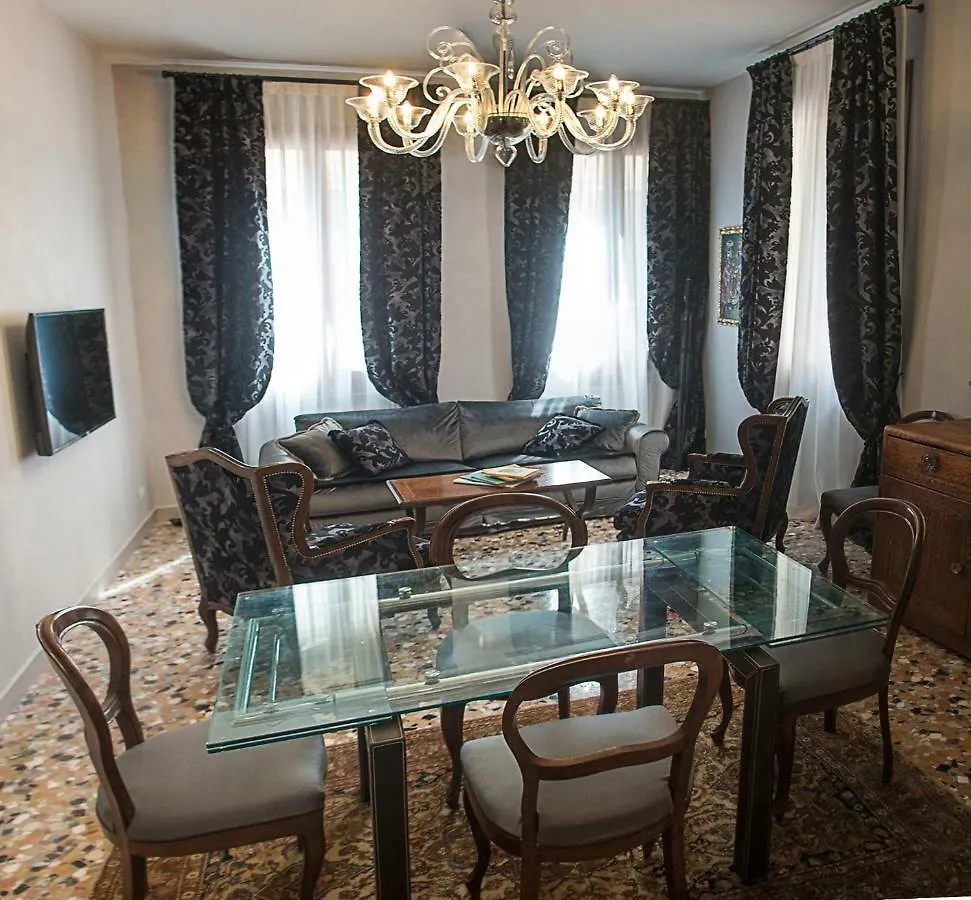 San Marco Luxury Apartments Muneghe Venedig